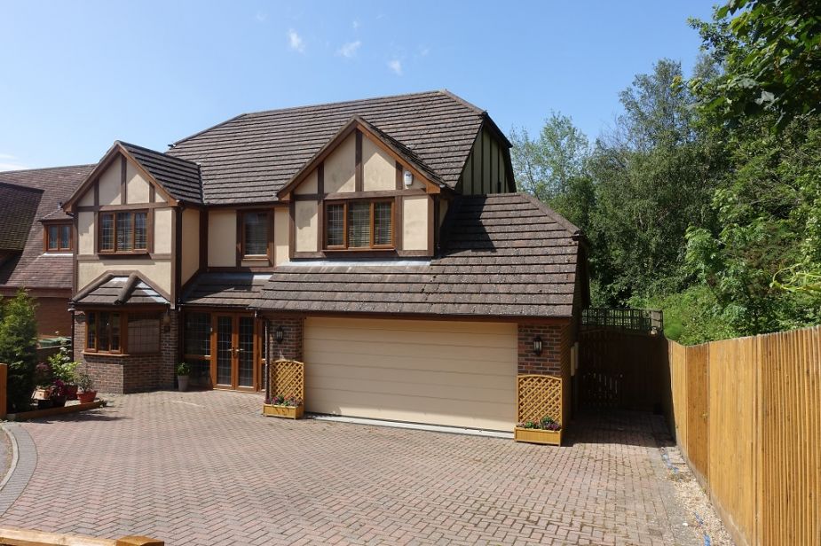 Truman Drive - 5 Bed Detached